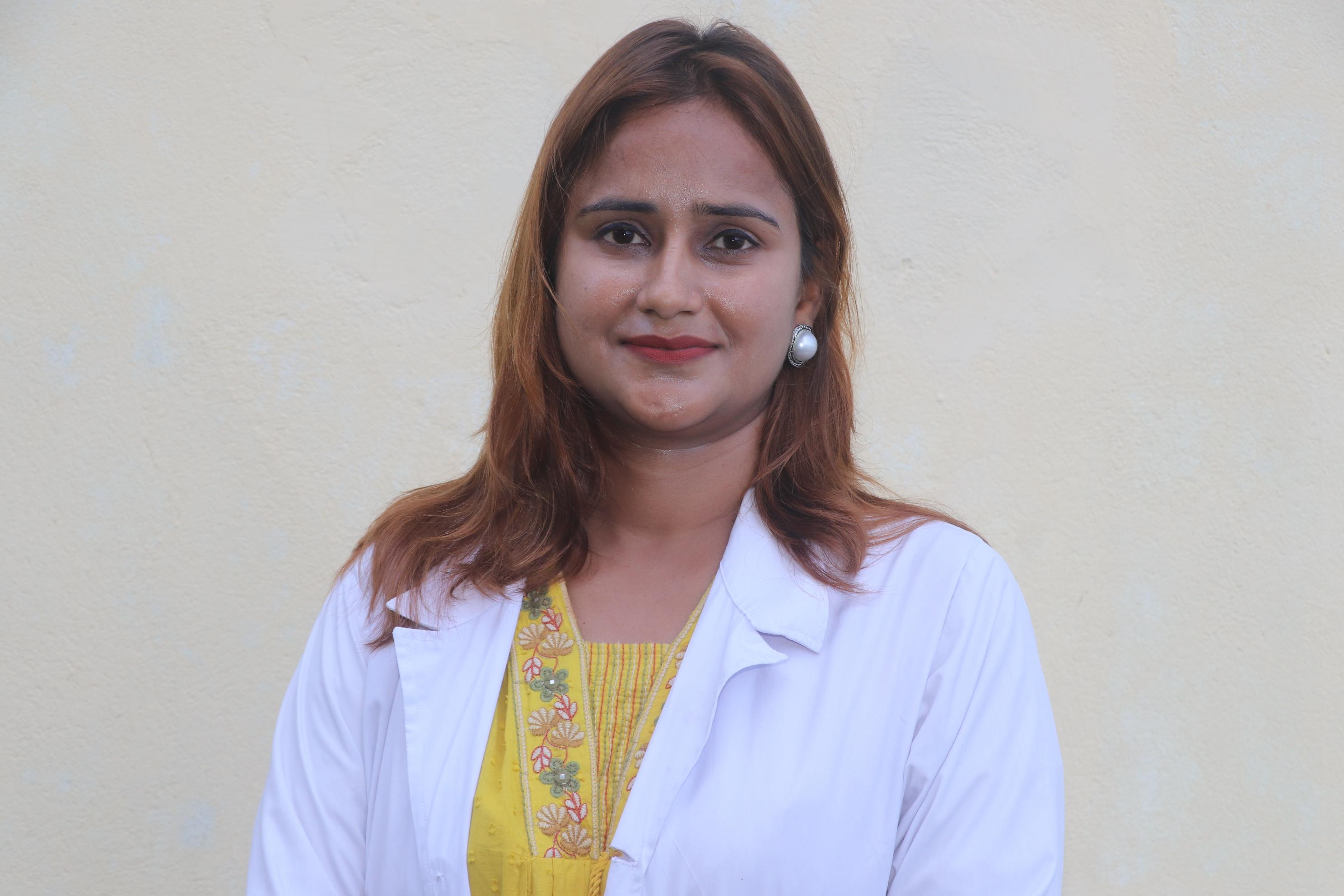 Dr. Alina Tiwari